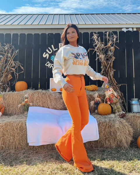 Pantalón flare acanalado de cintura alta