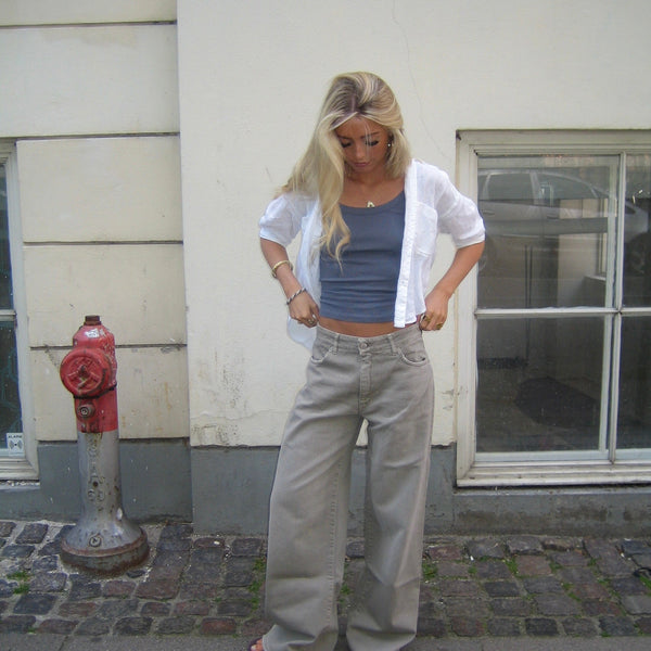 Vaquero de cintura baja con pierna ancha