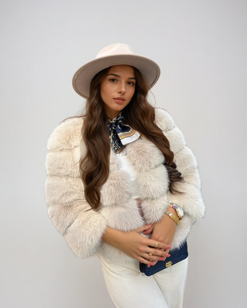 Chaqueta corta de pelo sintético ultra suave