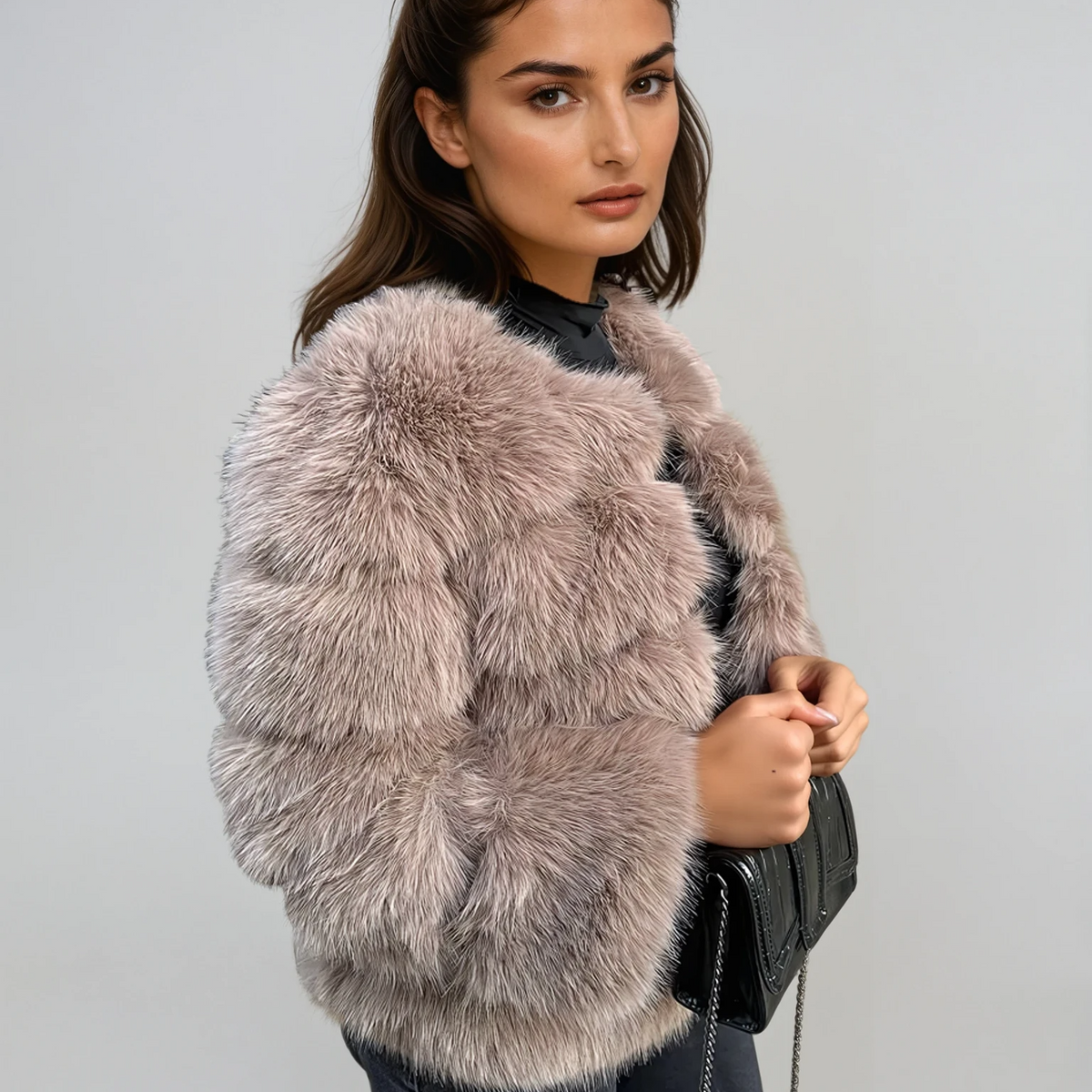 Chaqueta corta de pelo sintético ultra suave