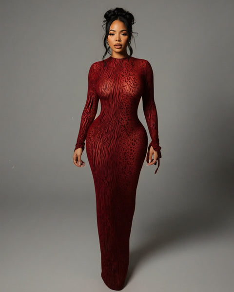 Vestido largo rojo de manga larga