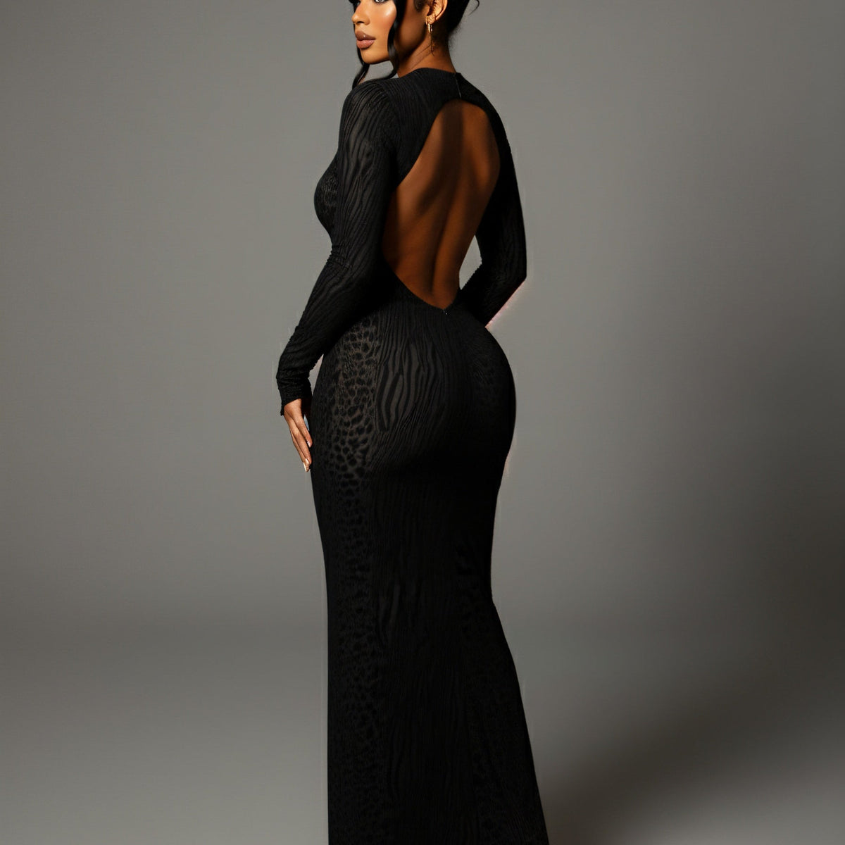 Vestido largo rojo de manga larga